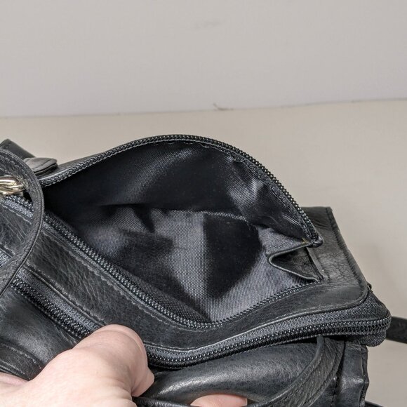 Osgoode Marley Genuine Leather Crossbody Bag Flap - Picture 7 of 12